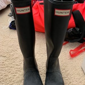 Hunter boots matte black size 7